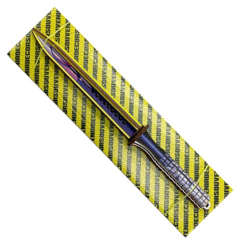 Сувенирный деревянный нож 