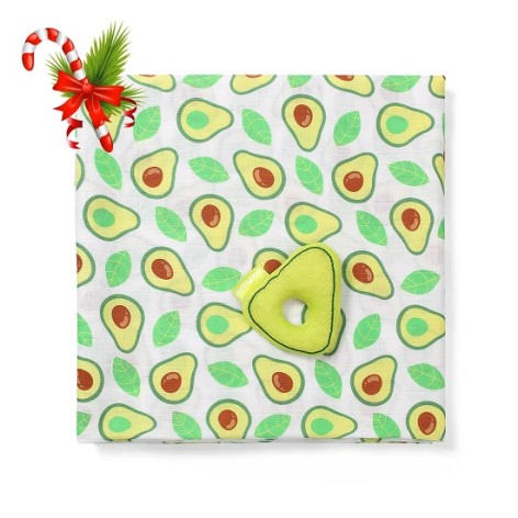 Пеленка муслинова из бамбукового волокна и погремушкой 